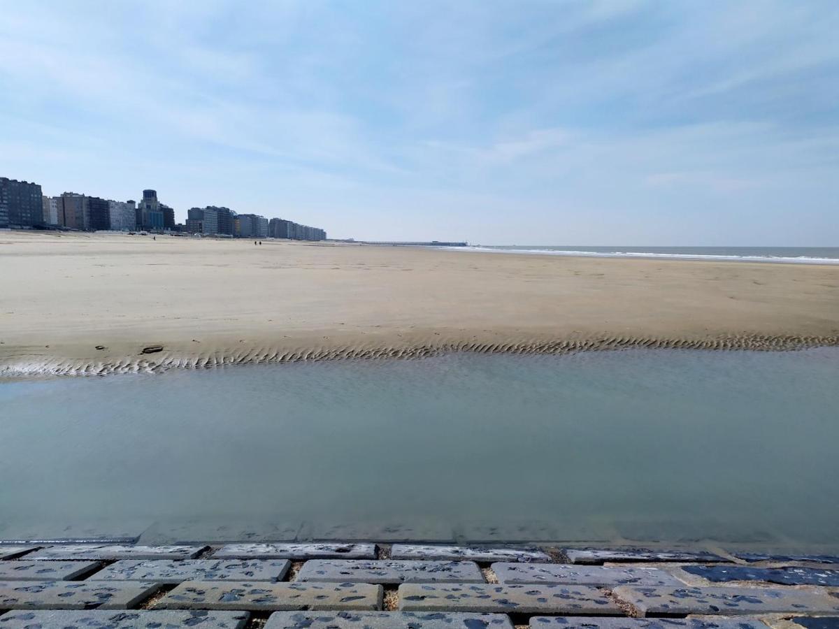 Appartement Douze Mer Blankenberge Esterno foto
